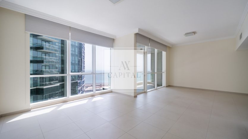 Apartment on Jumeirah Beach Residence, Dubai, 2 bedrooms, 159.1 m2 / per year