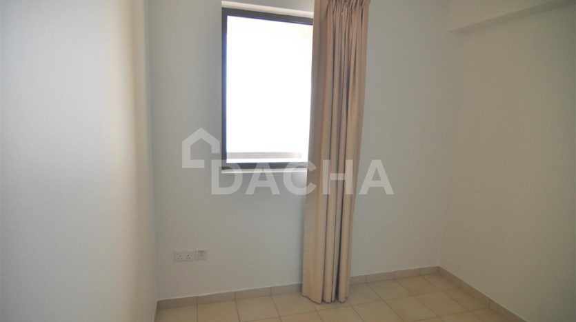 Apartment on Jumeirah Beach Residence, Dubai, 3 bedrooms, 246.5 m2 / per year