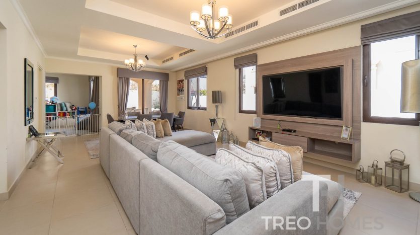 Villa on Arabian Ranches 2, Dubai, 4 bedrooms, 337 m2  | Foto 2