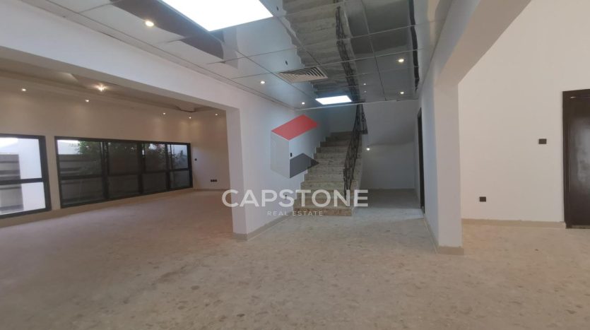 Вилла в Al Khalidiya, Абу-Даби, 4 спальни, 330 м2 / в год