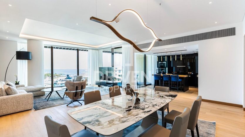 Apartment on Jumeirah, Dubai, 3 bedrooms, 251 m2  | Foto 1