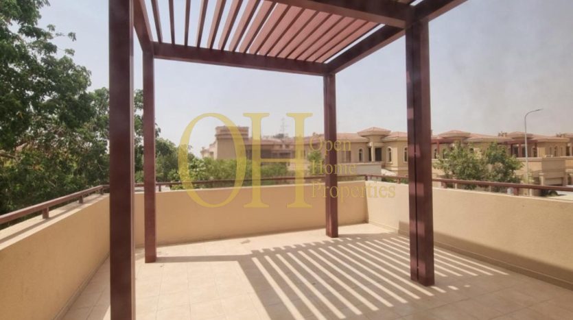 Villa on Khalifa City, Abu-Dhabi, 5 bedrooms, 547.4 m2  | Foto 1