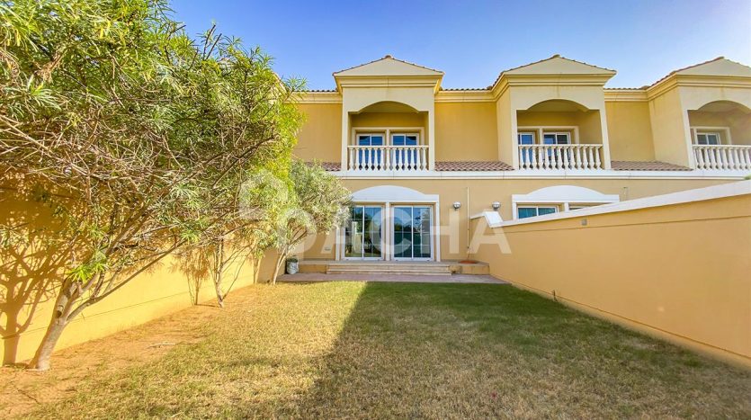 Townhouse on Jumeirah Village Triangle, Dubai, 1 bedroom, 152 m2  | Foto 1