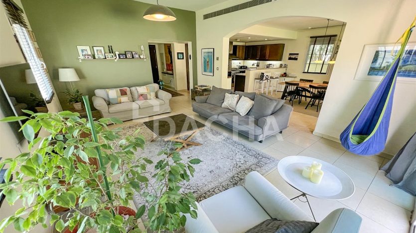 Villa on Jumeirah Village Circle, Dubai, 2 bedrooms, 250.1 m2  | Foto 4