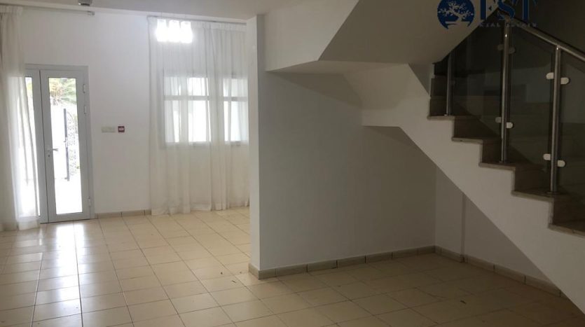 Таунхаус в Джумейра Вилладж Серкл, Дубай, 4 спальни, 132.5 м2 / в год
