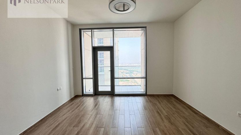 Apartment on Business Bay, Dubai, 1 bedroom, 97.5 m2 / per year