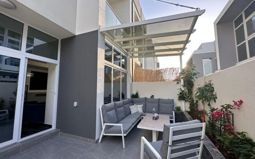 Таунхаус в DAMAC Hills (Akoya by DAMAC), Дубай, 5 спален, 232 м2