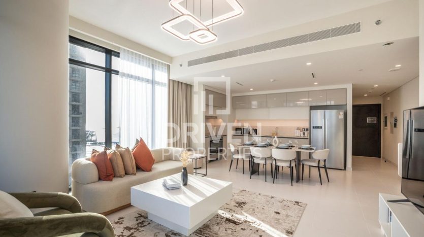 Apartment on Dubai Harbour, Dubai, 4 bedrooms, 163 m2 / per year