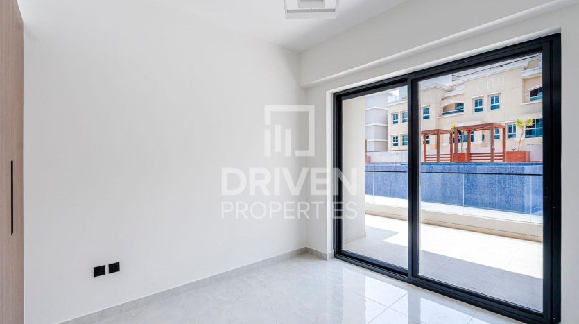 Apartment on Jumeirah Village Circle, Dubai, 2 bedrooms, 122 m2 / per year