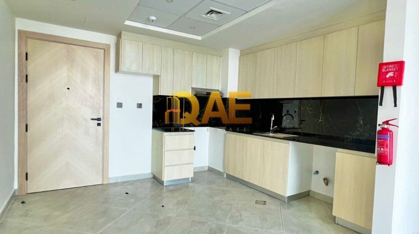 Apartment on Al Jaddaf, Dubai, 3 bedrooms, 1428 m2 / per month