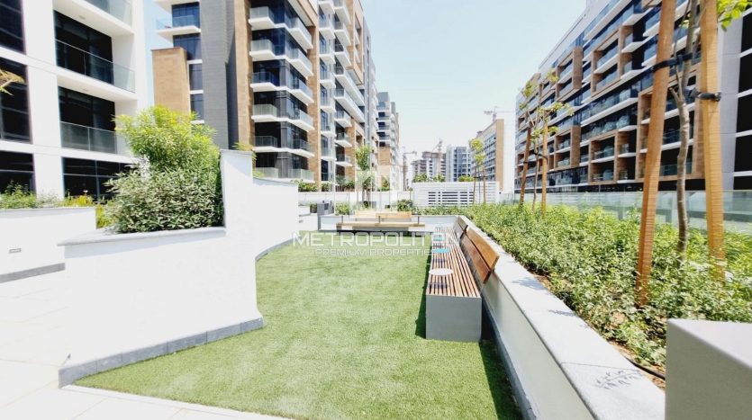Квартира в Meydan, Дубай, 3 спальни, 103 м2 / в год
