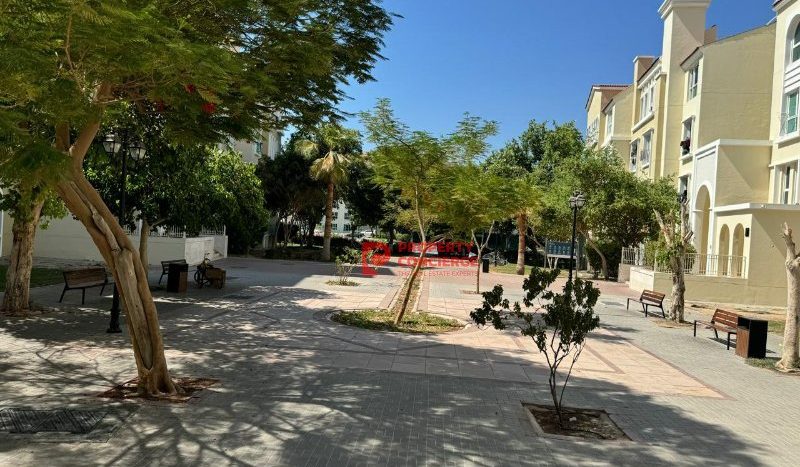 Квартира в Discovery Gardens, Дубай, 2 спальни, 130 м2 / в месяц