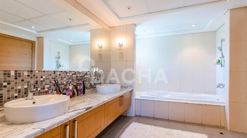 Villa on Jumeirah Park, Dubai, 5 bedrooms, 750.2 m2  | Foto 4