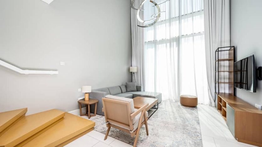 Apartment on Business Bay, Dubai, 1 bedroom, 104 m2 / per year