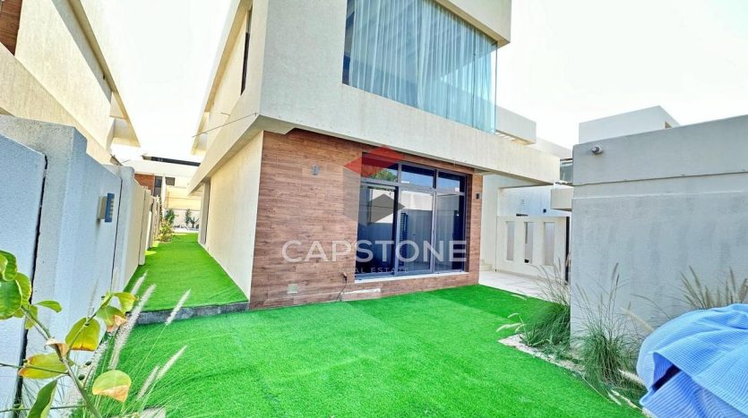 Villa on Yas Island, Abu-Dhabi, 5 bedrooms, 682 m2 / per year