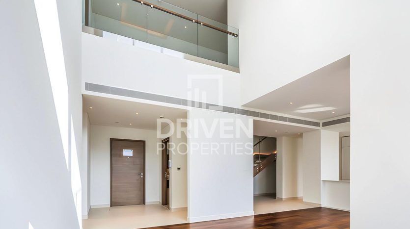 Apartment on City Walk, Dubai, 4 bedrooms, 264 m2 / per year