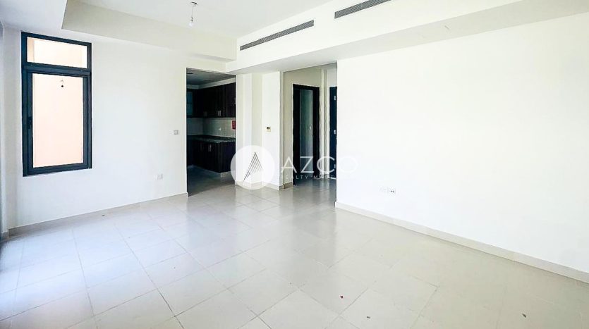 Villa on Rome, Dubai, 3 bedrooms, 220.5 m2 / per year