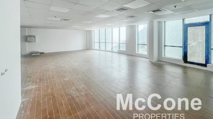 Office on Business Bay, Dubai, 125.33 m2 / per year