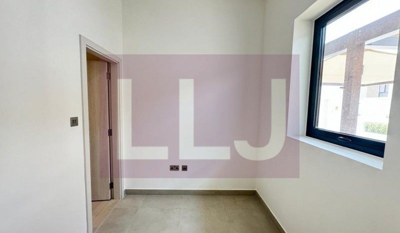 Villa on Yas Island, Abu-Dhabi, 3 bedrooms, 165.4 m2 / per year