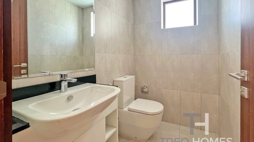 Villa on Mohammed Bin Rashid City, Dubai, 4 bedrooms, 187 m2 / per year