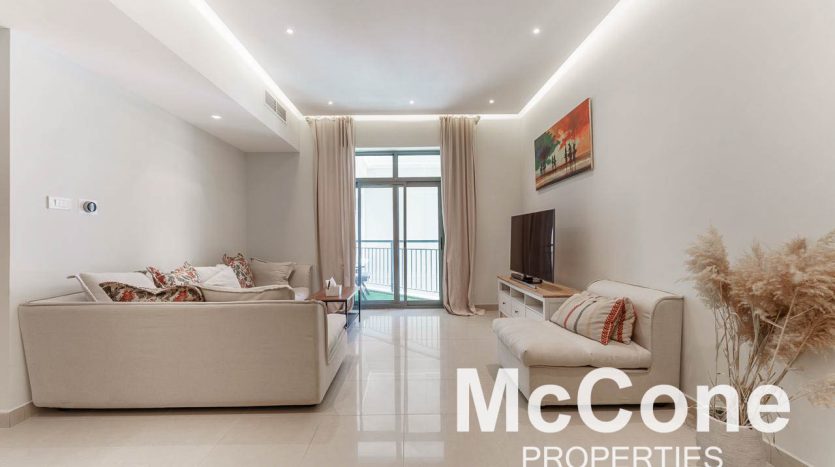 Квартира в The Views, Дубай, 1 спальня, 86.59 м2 / в год