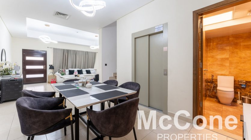 Villa on Jumeirah Village Circle, Dubai, 4 bedrooms, 148.18 m2  | Foto 3