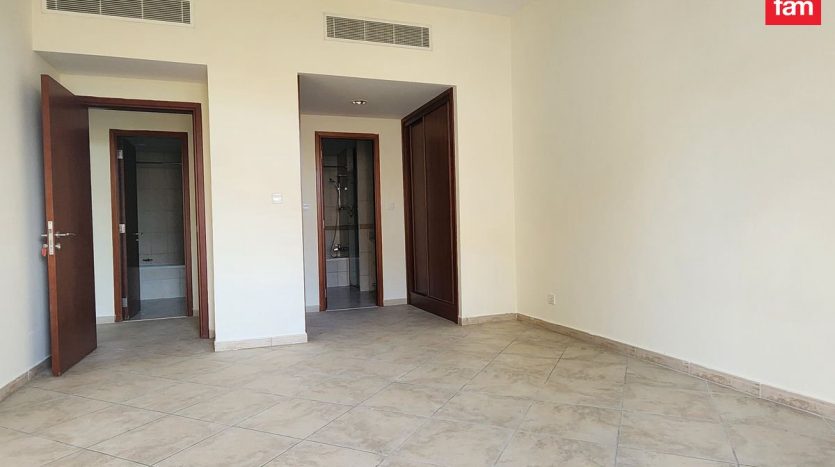 Apartment on Motor City, Dubai, 2 bedrooms, 126.1 m2 / per year
