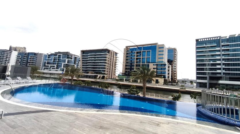 Apartment on Al Raha Beach, Abu-Dhabi, 3 bedrooms, 223 m2 / per year