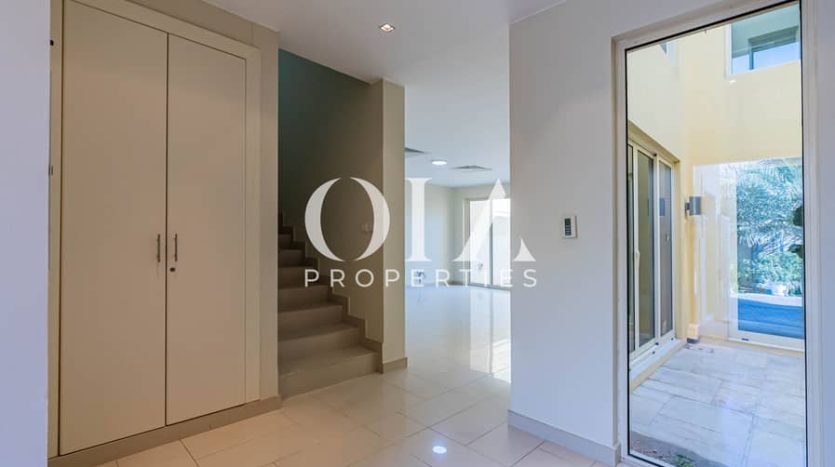 Villa on Al Raha Gardens, Abu-Dhabi, 3 bedrooms, 296 m2  | Foto 3
