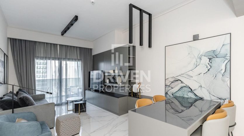 Apartment on Business Bay, Dubai, 1 bedroom, 91 m2 / per year