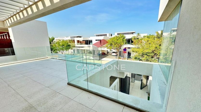 Villa on Yas Island, Abu-Dhabi, 5 bedrooms, 682 m2 / per year