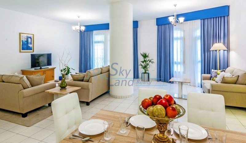 Apartment on Downtown Burj Dubai, 3 bedrooms, 200 m2 / per year