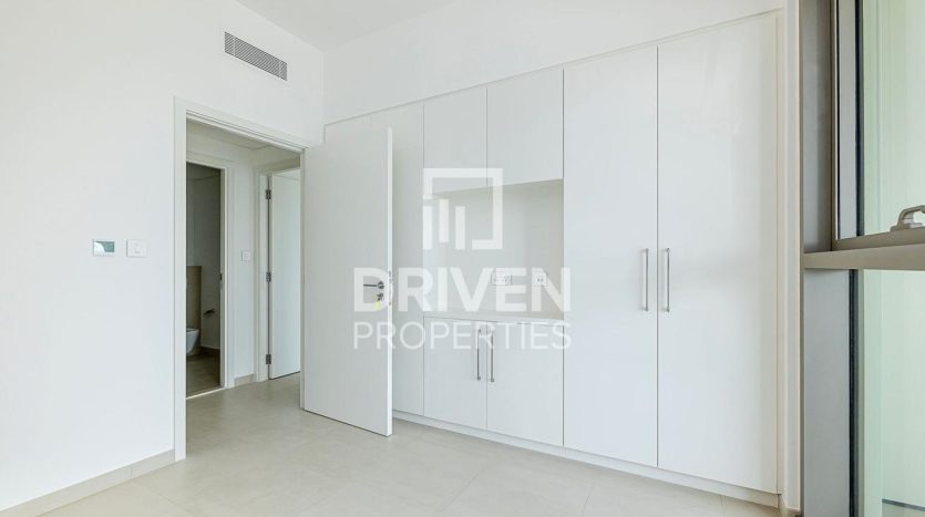 Apartment on Downtown Burj Dubai, 2 bedrooms, 112 m2 / per year