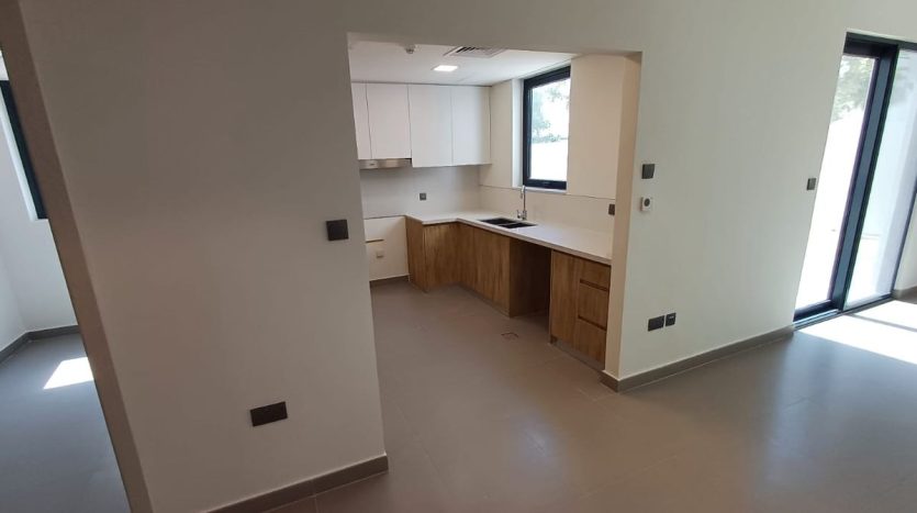 Коммерческая недвижимость в Остров Яс, Абу-Даби, 4 спальни, 315 м2 / в год