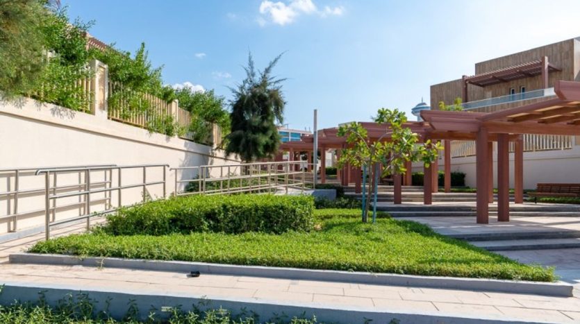 Commercial property on Marina Village, Abu-Dhabi, 4 bedrooms, 2093 m2  | Foto 5
