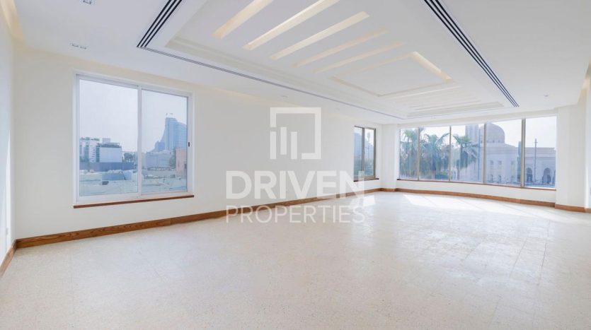 Villa on Umm Suqeim, Dubai, 7 bedrooms, 892 m2  | Foto 1