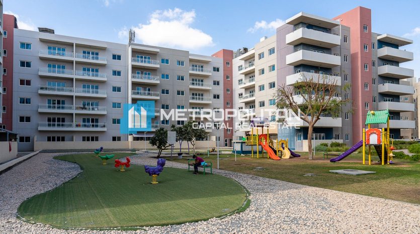 Apartment on Al Reef, Abu-Dhabi, 2 bedrooms, 104.1 m2  | Foto 2