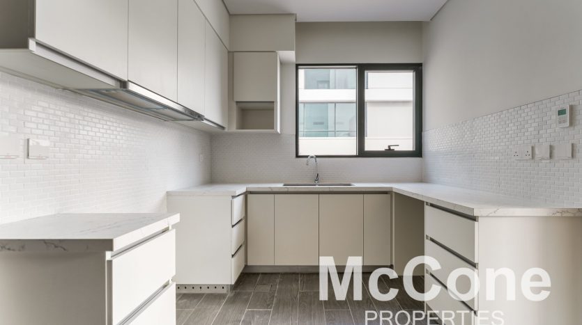 Villa on Al Furjan, Dubai, 5 bedrooms, 570.05 m2  | Foto 5