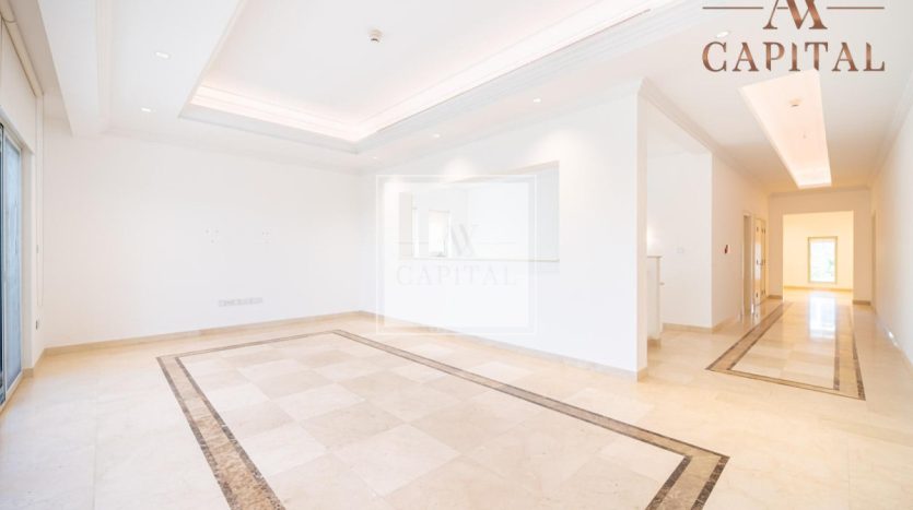 Villa on Mohammed Bin Rashid City, Dubai, 5 bedrooms, 711.6 m2 / per year