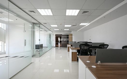 Офис в Sheikh Zayed Road, Дубай, 244.6 м2 / в год