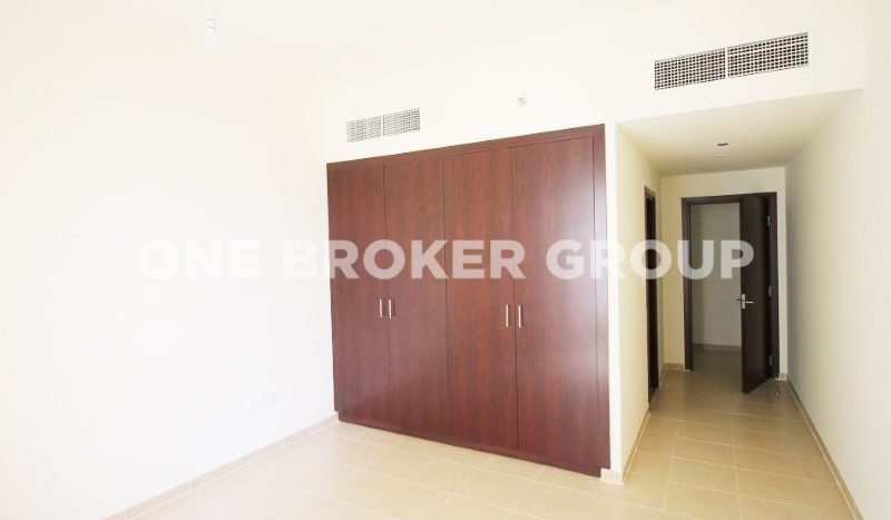 Apartment on Jumeirah Beach Residence, Dubai, 2 bedrooms, 115.2 m2 / per year