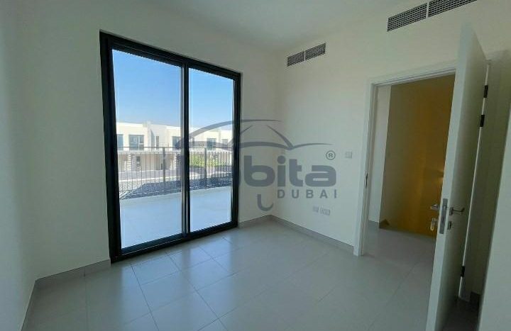 Вилла в Dubai South (Dubai World Central), 4 спальни, 236.2 м2