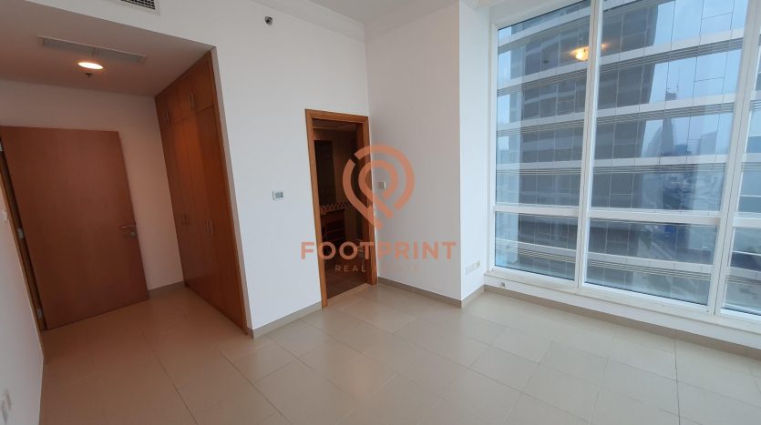 Apartment on Business Bay, Dubai, 2 bedrooms, 151.1 m2 / per year