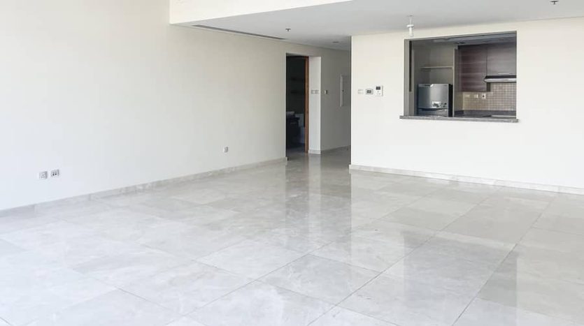 Apartment on Business Bay, Dubai, 1 bedroom, 110 m2 / per year