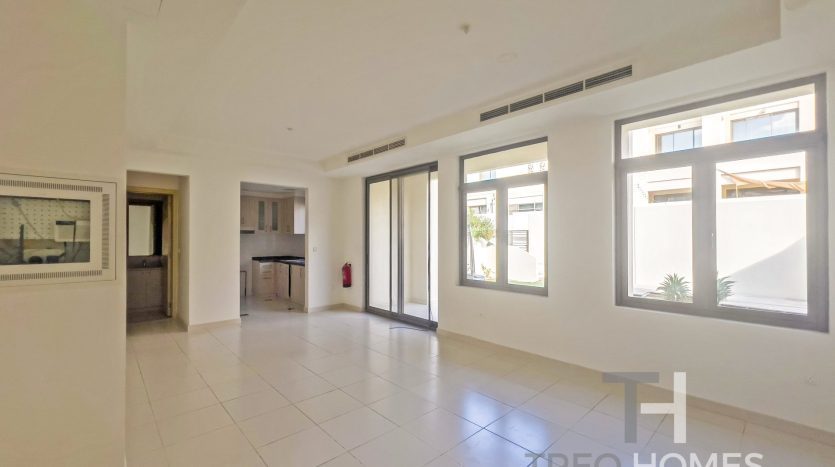 Townhouse on Rome, Dubai, 3 bedrooms, 226 m2 / per year