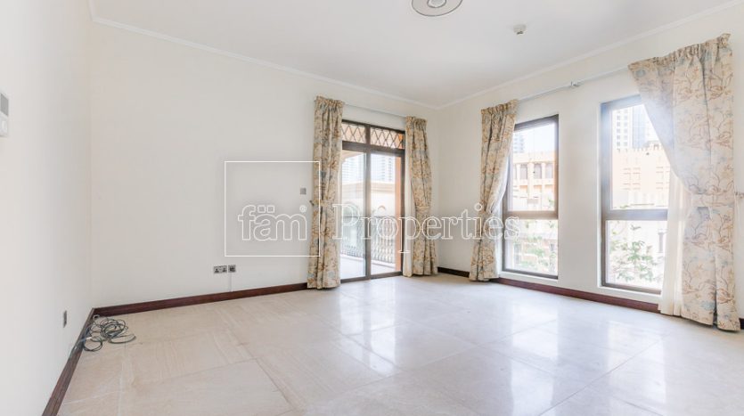 Квартира в Old Town, Дубай, 2 спальни, 131.7 м2 / в год