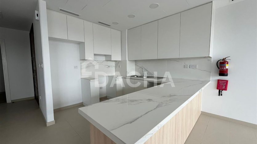 Вилла в Dubai Land, 3 спальни, 186.5 м2 / в год