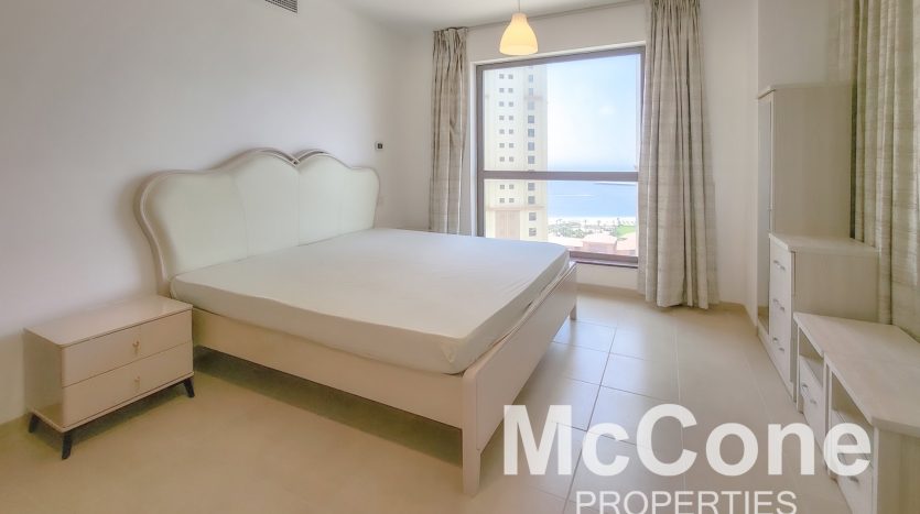 Apartment on Jumeirah Beach Residence, Dubai, 3 bedrooms, 174.84 m2 / per year