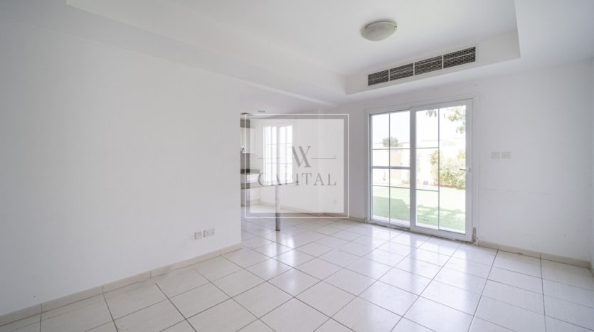 Villa on The Springs, Dubai, 3 bedrooms, 351.9 m2 / per year