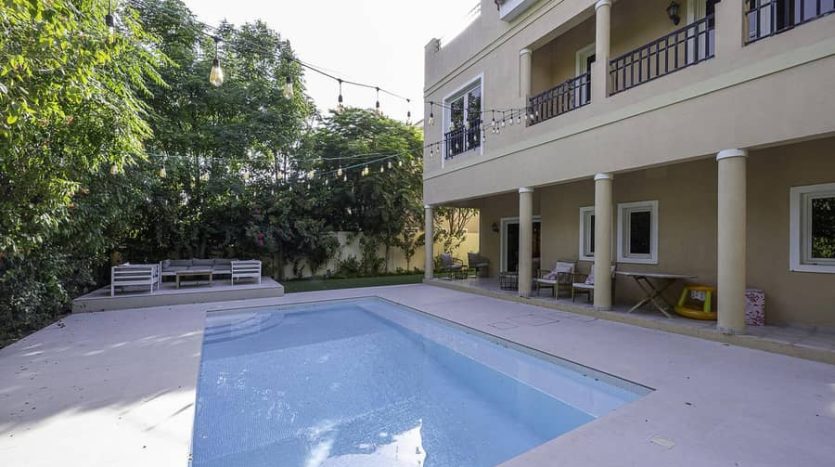 Вилла в The Villa, Дубай, 5 спален, 561 м2 / в год